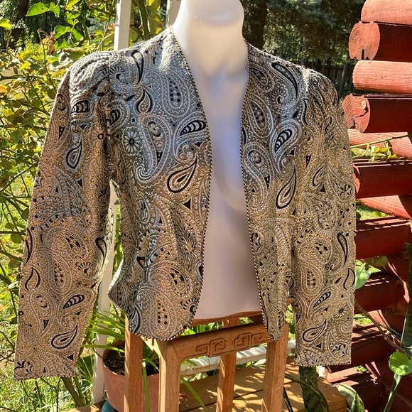 John’s Girl jacquard bolero with puffy sleeves silver & gold threads metallic M - Picture 1 of 9